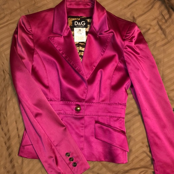 ✨BLACK FRIDAY SALE✨
Vintage Dolce & Gabbana Blazer - Picture 1 of 3
